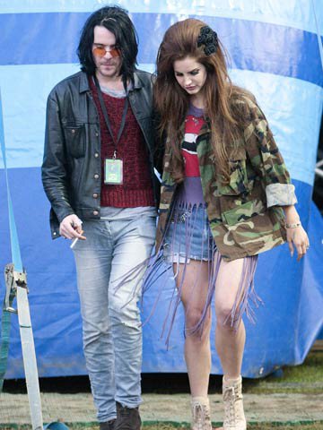 Lana-Del-Rey-and-Barrie-James-O-Neill.jpg