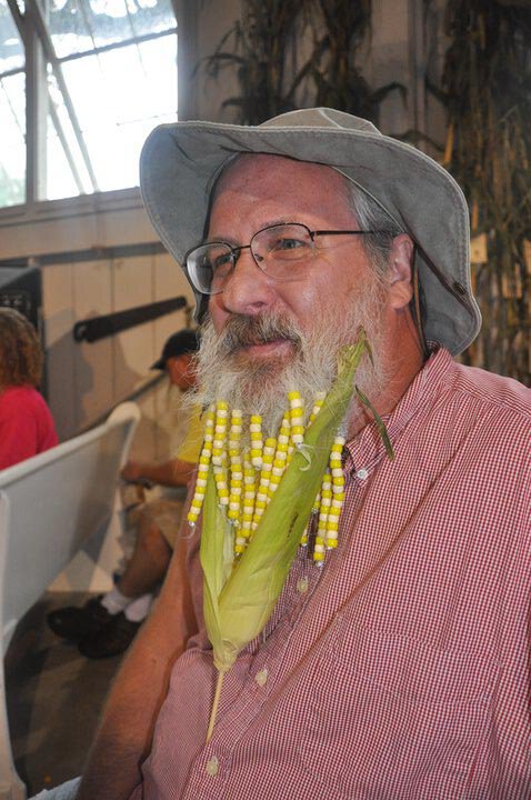 Don+with+corn+beard+2010.jpg