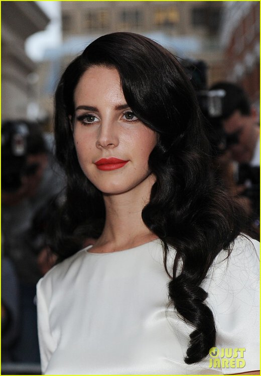 lana-del-rey-gq-men-of-the-year-awards-a