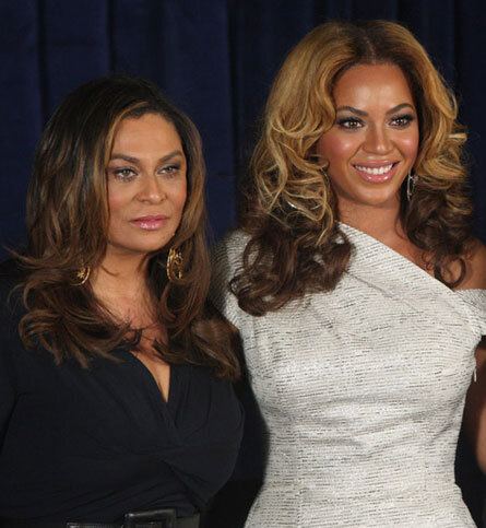 Beyonce-s-Mom-Tina-Knowles-Is-an-Insuffe